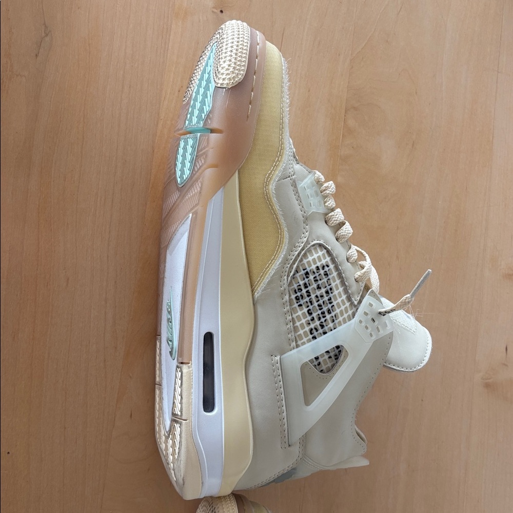 Men's Nike Sail Cream Sneakers - Picture 3 of 8